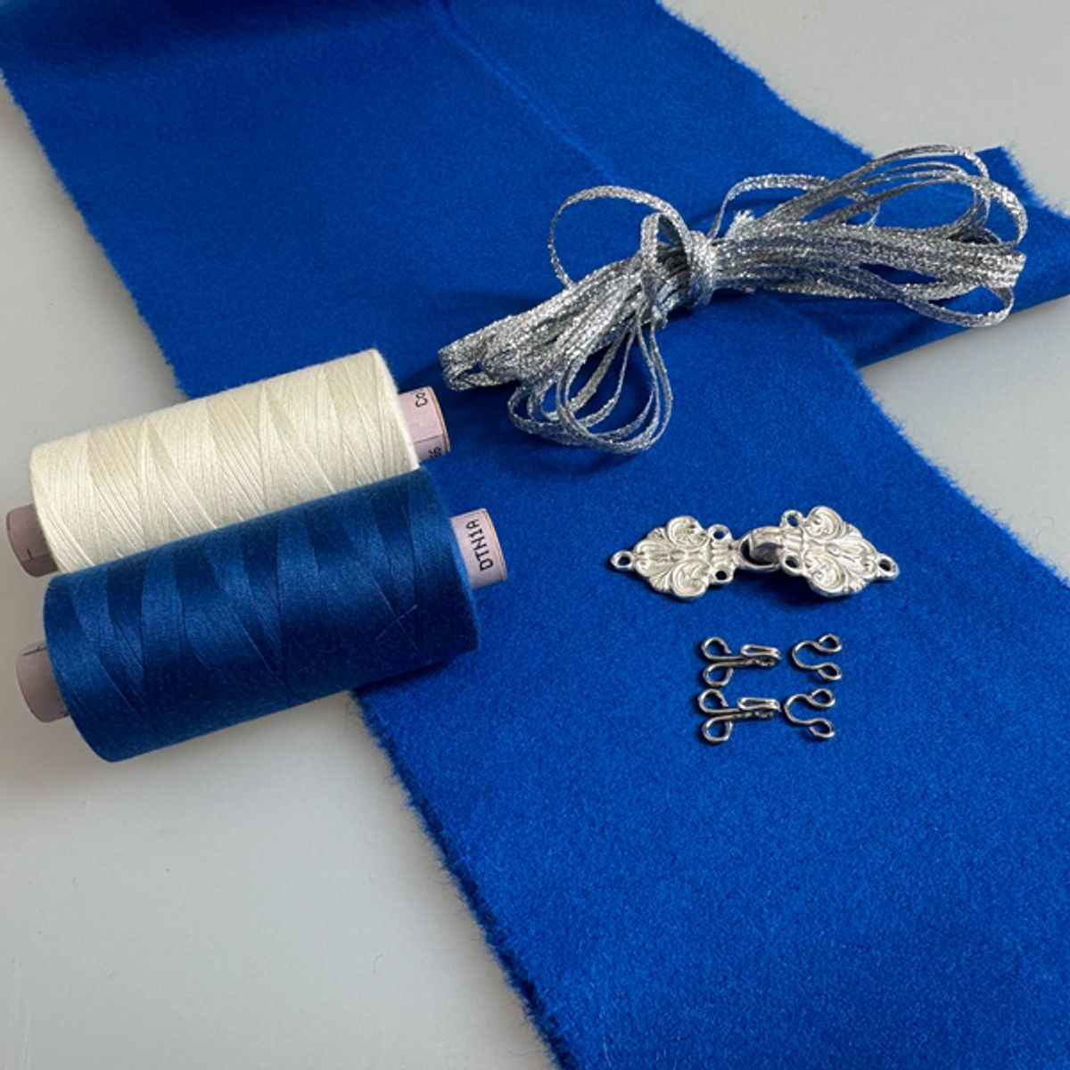 Materialsett til vevd belte